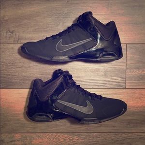 Nike Air Visi Pro IV Men’s Basketball Shoes